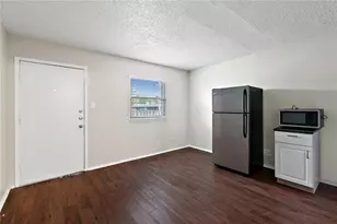 2401 Manor Rd, Austin, TX 78722 - Photo 4