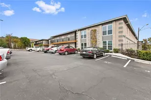 2401 Manor Rd, Austin, TX 78722 - Photo 10