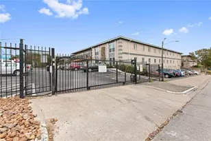 2401 Manor Rd, Austin, TX 78722 - Photo 14