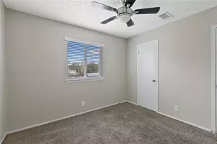 2401 Manor Rd, Austin, TX 78722 - Photo 8