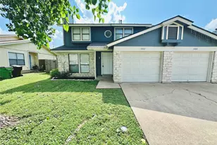 1002 Ridgemont St, Round Rock, TX 78664 - Photo 2