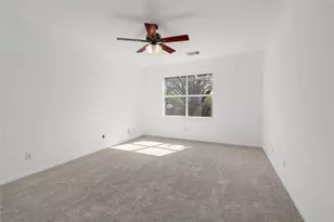 13401 Lamplight Village Ave, Austin, TX 78727 - Photo 18