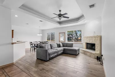 119 E Wildflower Boulevard, Marble Falls, TX 78654 - Photo 4