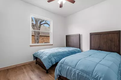 119 E Wildflower Boulevard, Marble Falls, TX 78654 - Photo 14