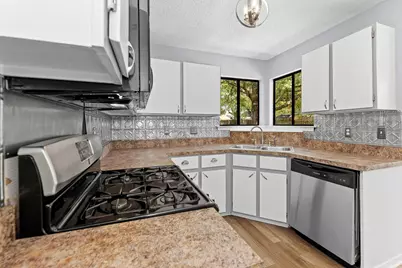 2300 Dowd Lane, Austin, TX 78728 - Photo 16