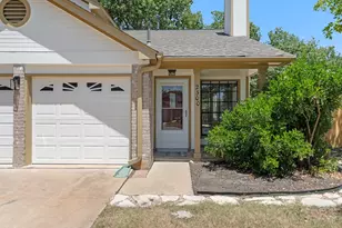 2300 Dowd Ln, Austin, TX 78728 - Photo 4