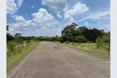 400 Sonora Drive, Bertram, TX 78605 - Photo 4