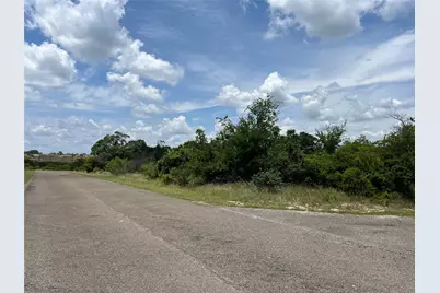 400 Sonora Drive, Bertram, TX 78605 - Photo 10