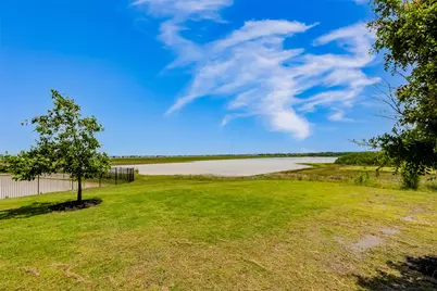 2000 Gilmer Way, Leander, TX 78641 - Photo 38