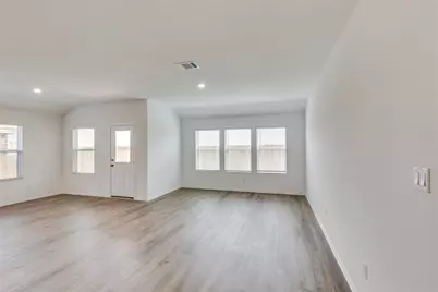 2000 Gilmer Way, Leander, TX 78641 - Photo 6