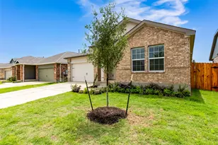 2000 Gilmer Wy, Leander, TX 78641 - Photo 2