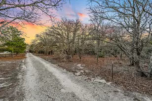 390 Christensen Rd, Elgin, TX 78621 - Photo 2