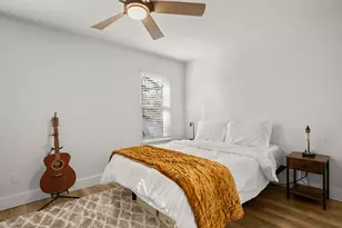 7001 Woodhue Dr, Austin, TX 78745 - Photo 20