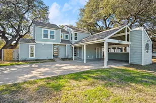 7001 Woodhue Dr, Austin, TX 78745 - Photo 2