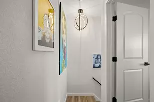 7001 Woodhue Dr, Austin, TX 78745 - Photo 18