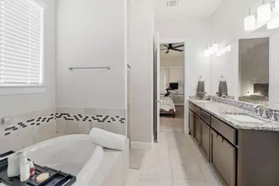 916 Isaias Drive, Leander, TX 78641 - Photo 26