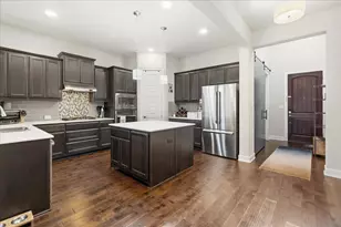 916 Isaias Dr, Leander, TX 78641 - Photo 8
