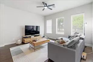 916 Isaias Dr, Leander, TX 78641 - Photo 16