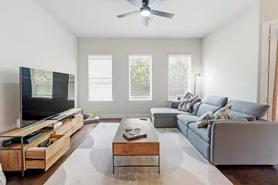 916 Isaias Drive, Leander, TX 78641 - Photo 18