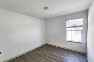 110 Ft Clark Spgs Dr, Hutto, TX 78634 - Photo 18