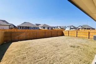 110 Ft Clark Spgs Dr, Hutto, TX 78634 - Photo 20