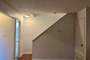 1210 Southport Dr, Austin, TX 78704 - Photo 6