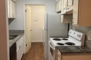 1210 Southport Dr, Austin, TX 78704 - Photo 4