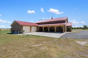 2103 Co Rd 320, Granger, TX 76530 - Photo 34