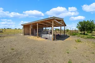 2103 Co Rd 320, Granger, TX 76530 - Photo 36