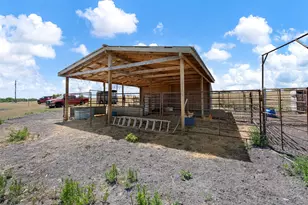 2103 Co Rd 320, Granger, TX 76530 - Photo 34