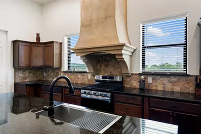 2103 County Road 320, Granger, TX 76530 - Photo 14