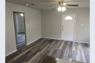 512 Lenora Drive #B, Taylor, TX 76574 - Photo 2