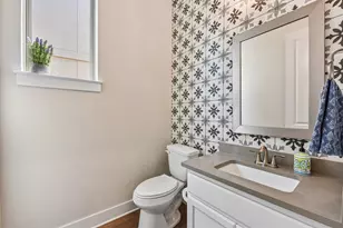 240 Diamondback Dr, Georgetown, TX 78628 - Photo 18
