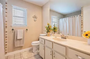 10915 Thicket Trail, Austin, TX 78750 - Photo 14