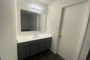 1016 Fieldwood Dr, Austin, TX 78758 - Photo 6