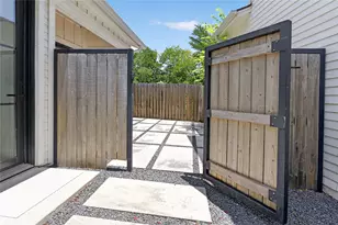1816 Adina St, Austin, TX 78721 - Photo 26