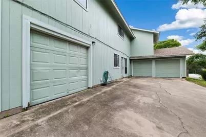 3222 Tamarron Boulevard #B, Austin, TX 78746 - Photo 18