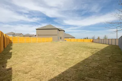 14301 Prairie Sod Lane, Elgin, TX 78621 - Photo 16