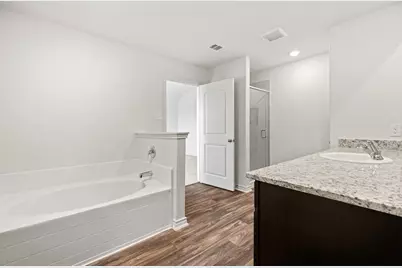 14301 Prairie Sod Lane, Elgin, TX 78621 - Photo 10