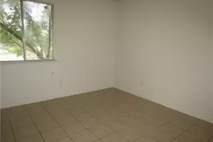 4910 Pepper Ln, Austin, TX 78744 - Photo 10