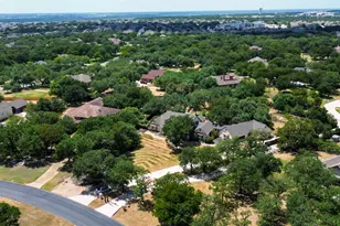 140 Oak Plaza Dr, Georgetown, TX 78628 - Photo 30