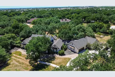 140 Oak Plaza Drive, Georgetown, TX 78628 - Photo 30