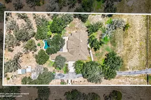 306 Kerry Ln, Floresville, TX 78114 - Photo 38
