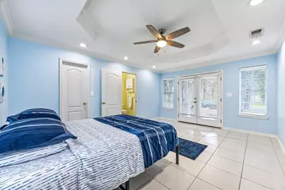 306 Kerry Lane, Floresville, TX 78114 - Photo 28
