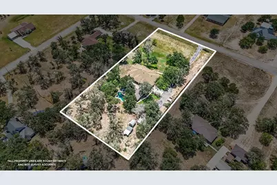 306 Kerry Lane, Floresville, TX 78114 - Photo 36