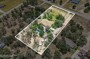 306 Kerry Ln, Floresville, TX 78114 - Photo 36