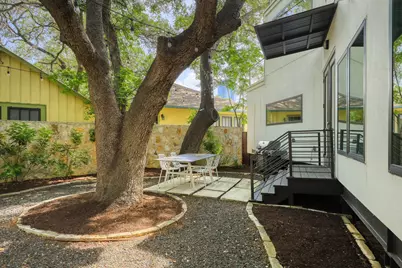1010 Hillside Avenue, Austin, TX 78704 - Photo 20