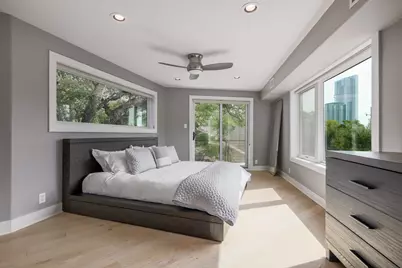 1010 Hillside Avenue, Austin, TX 78704 - Photo 8