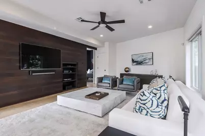 1010 Hillside Avenue, Austin, TX 78704 - Photo 4