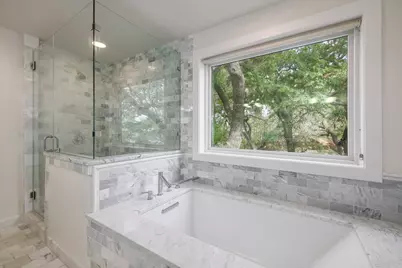 1010 Hillside Avenue, Austin, TX 78704 - Photo 12